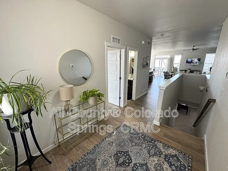 5755 Marlee Dr — Photo 4