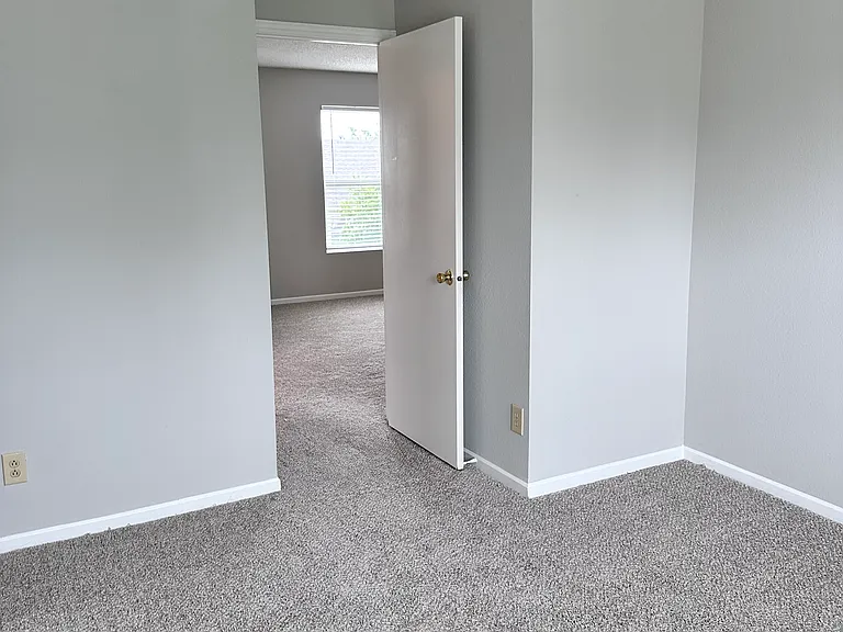 15162 Beam St — Photo 35