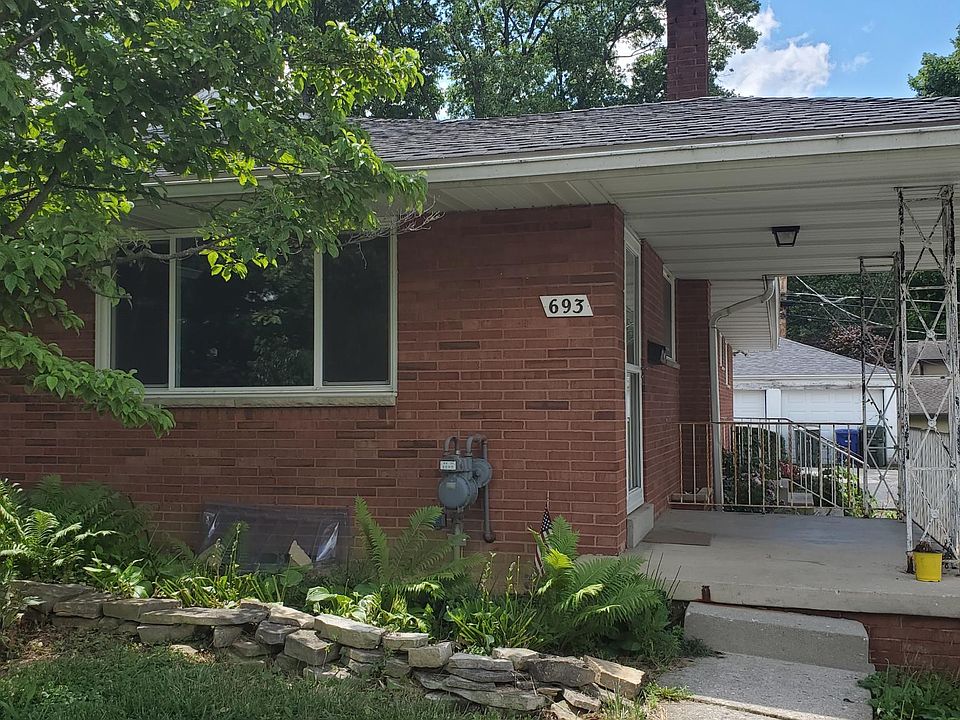 1st image of 693 Fairlawn Dr