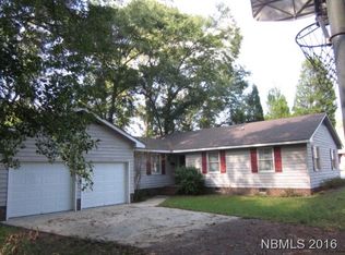 915 Simmons St, New Bern, NC 28560