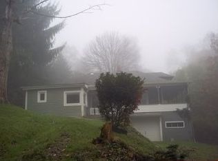 68982 Beeson Ln, Bridgeport, OH 43912