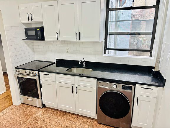 3rd image of 230 W 24th St APT 5R