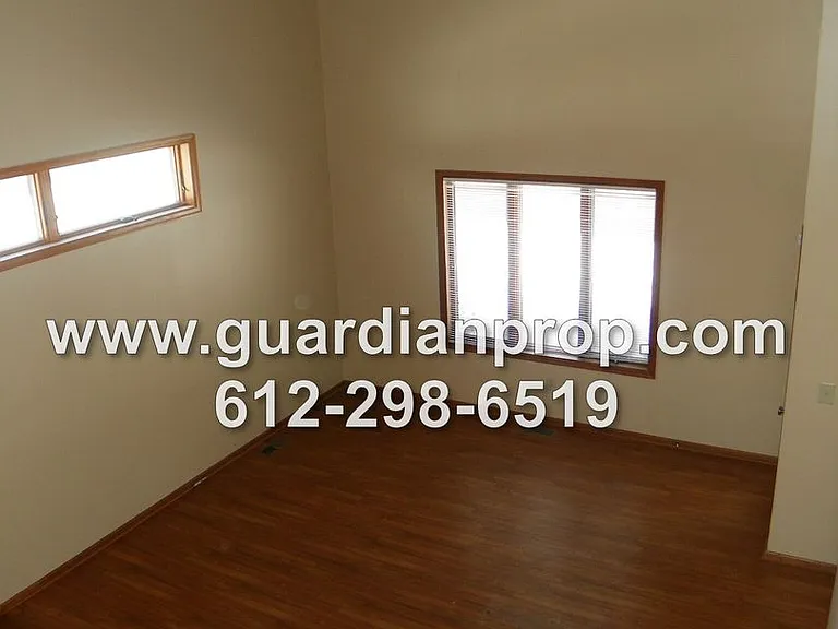 2355 Springside Dr E — Photo 8