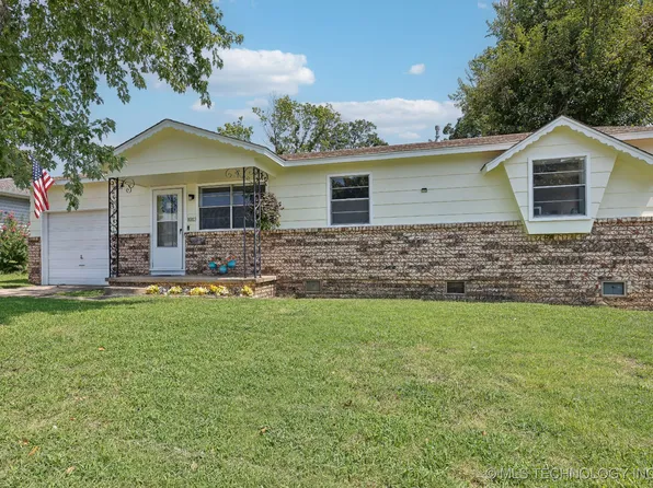 1013 N Birch Ave, Sand Springs, OK 74063