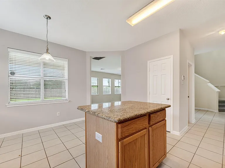 16119 Gavin Ln — Photo 15