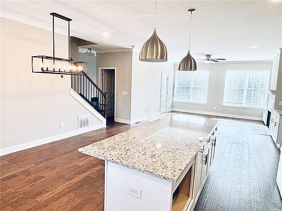 4th image of 4945 Wil Ray Ln