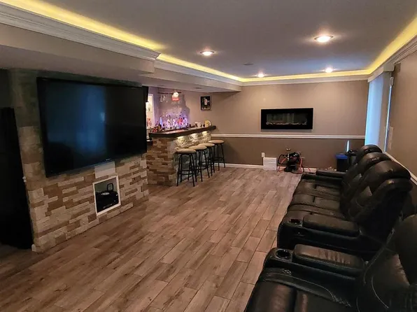 1992 Rosewood Dr, Waldorf, MD 20601