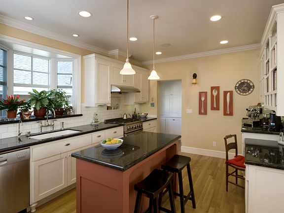 5th image of 2335 Adeline Dr