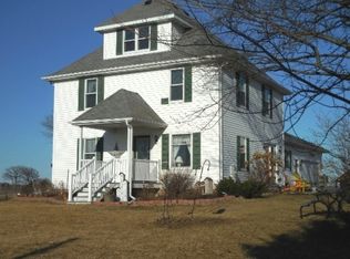 5574 Langer Rd, Marshall, WI 53559