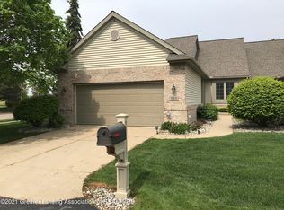 520 Cherbourg Dr, Lansing, MI 48917