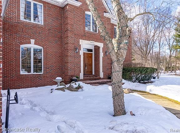 4th image of 9455 Park Ln