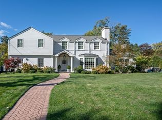 2601 Kenilworth Ave, Wilmette, IL