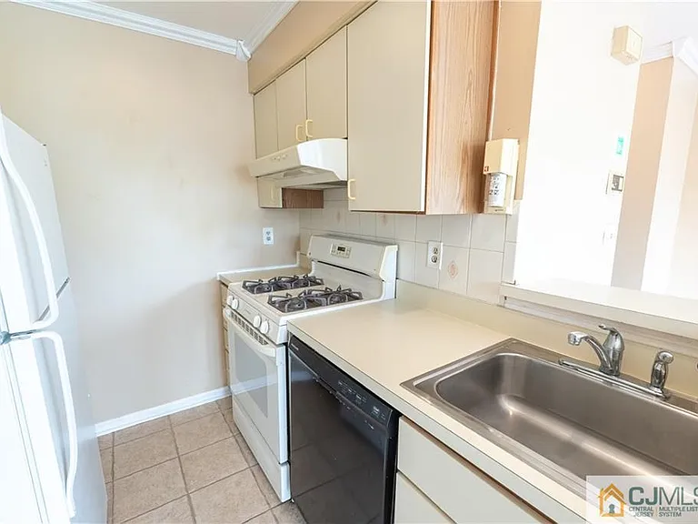 336 Cozzens Ct — Photo 30