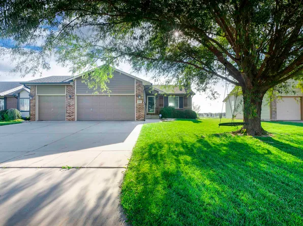 1102 N Aksarben St, Wichita, KS 67235