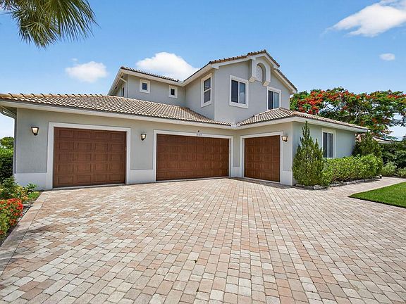 4th image of 11587 Manatee Bay Ln