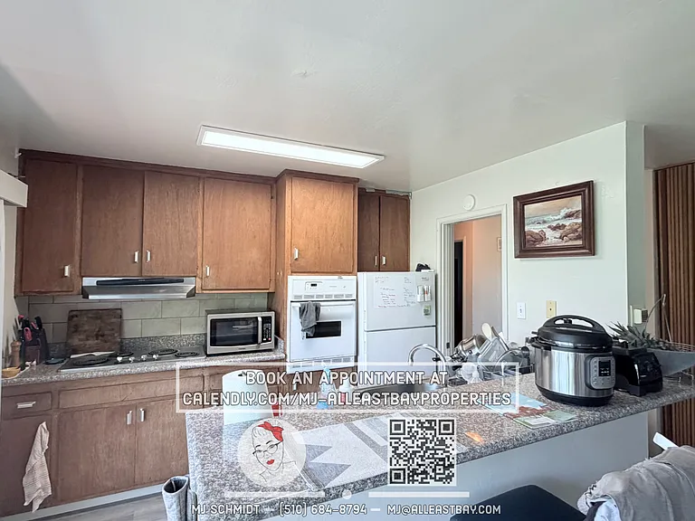 1516 Henry St #5 — Photo 2