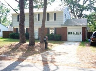 429 Elmont Rd, Virginia Beach, VA 23452