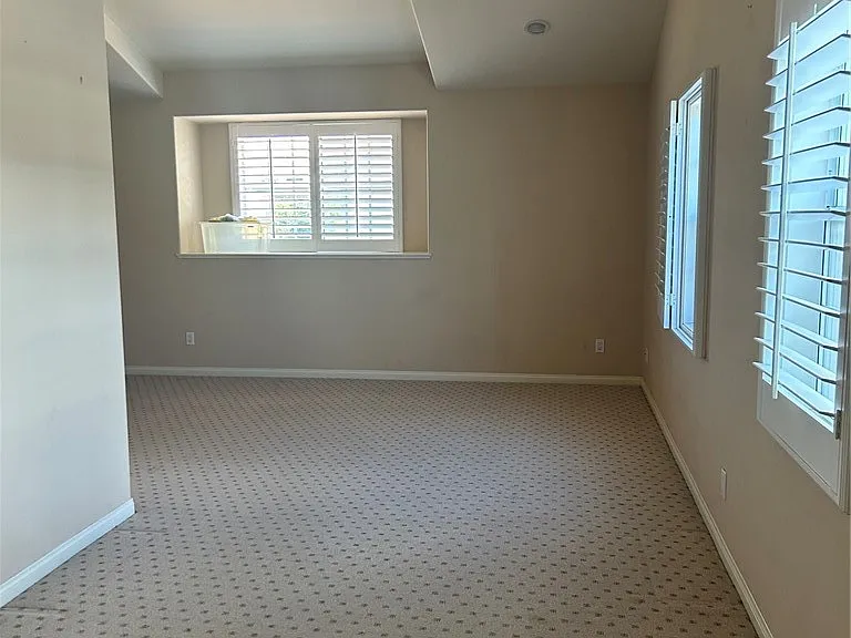 20616 Merridy St — Photo 19