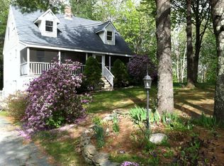 33 Hillcrest Dr, Casco, ME 04015
