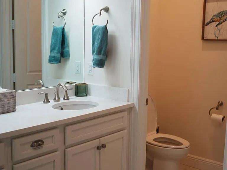 144 Ocean Breeze Dr — Photo 24
