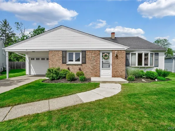 76 Chateau Ct, Depew, NY 14043