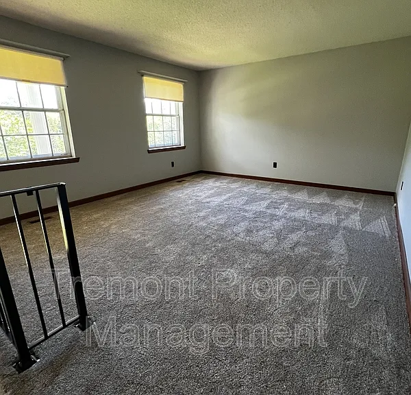 7424 Runyan Rd — Photo 2
