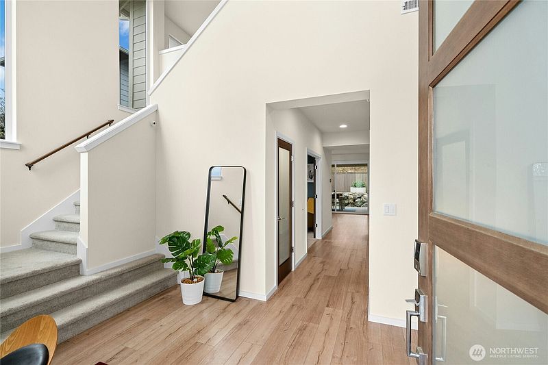 4th image of 19229 133rd Street SE