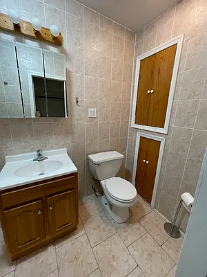 Rented by Compass | media 14