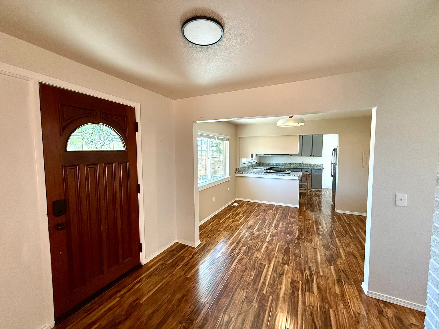 SE 85th Ave, Portland — Photo 2
