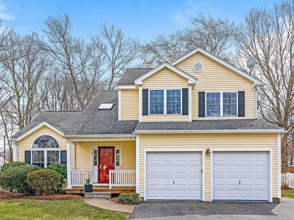 10 Jay Dr, Framingham, MA 01701