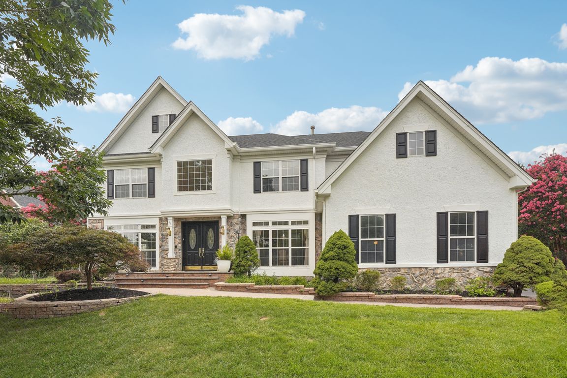 Wood View Dr-S0608-001.jpg