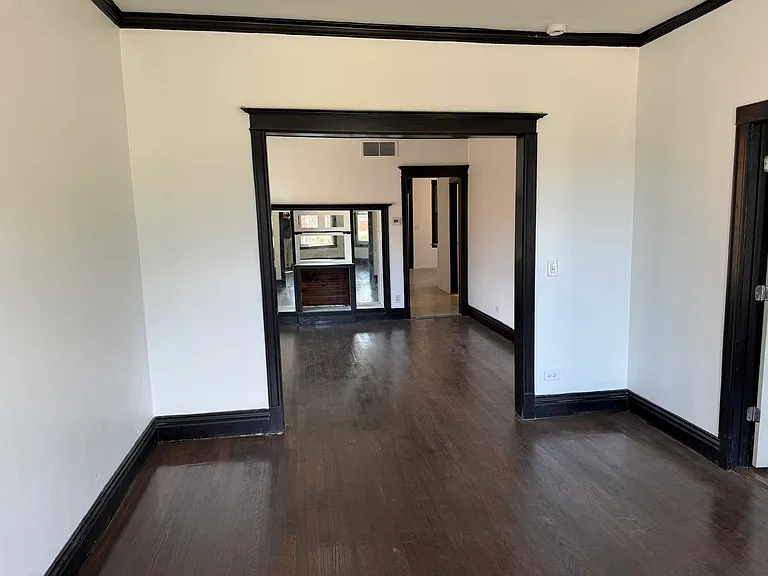 6522 S Paulina St #2 — Photo 5