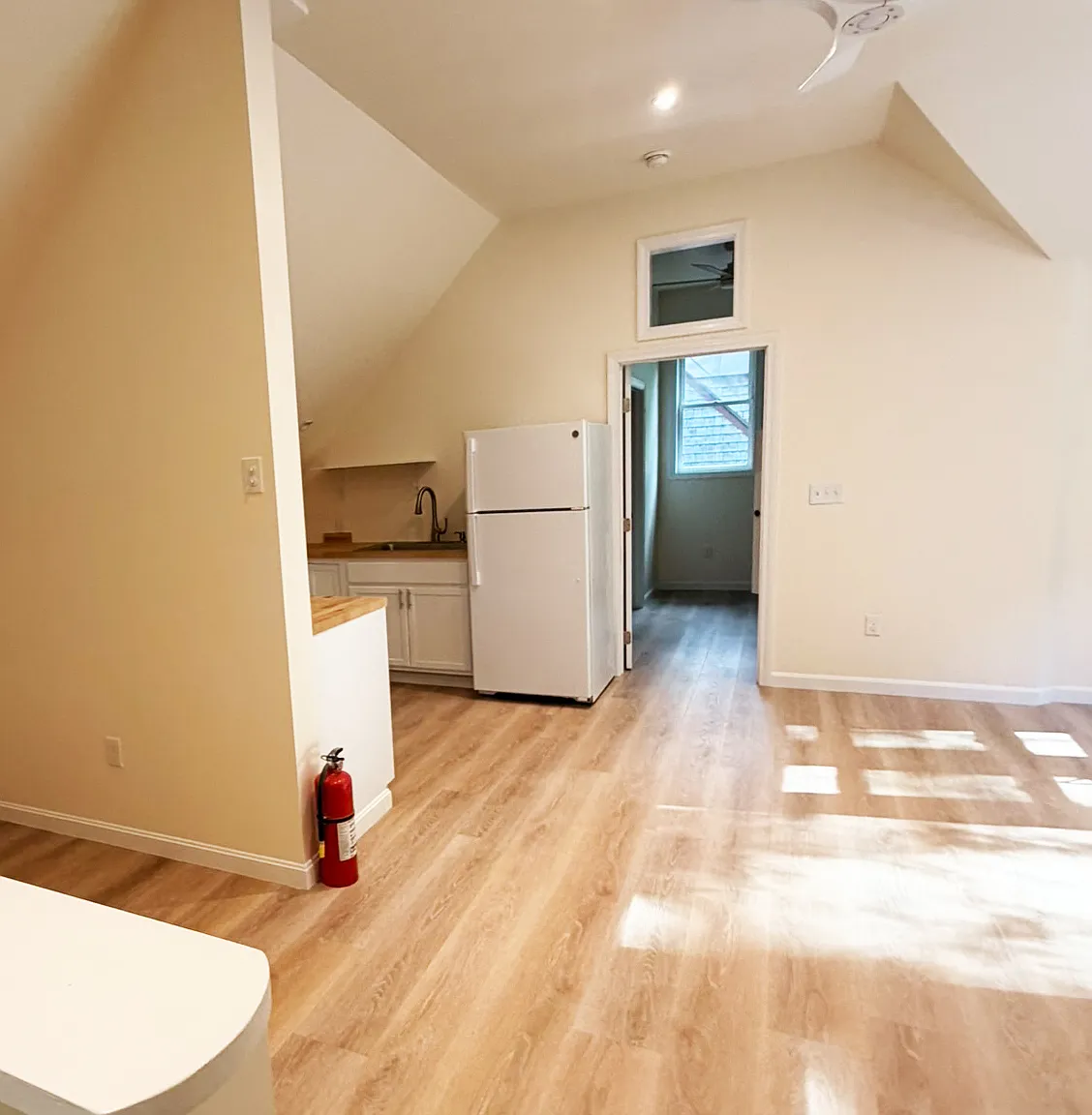 1 bed, 525 sqft, $1,800 — Photo 4