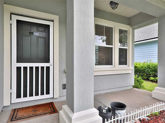 3rd image of 376 Balearics Dr