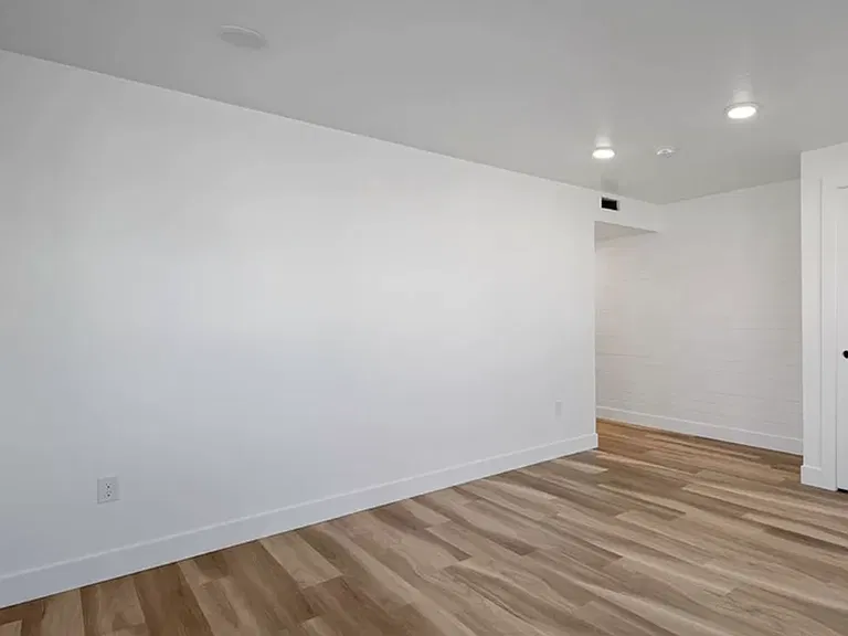 2550 Orchard Ave — Photo 9