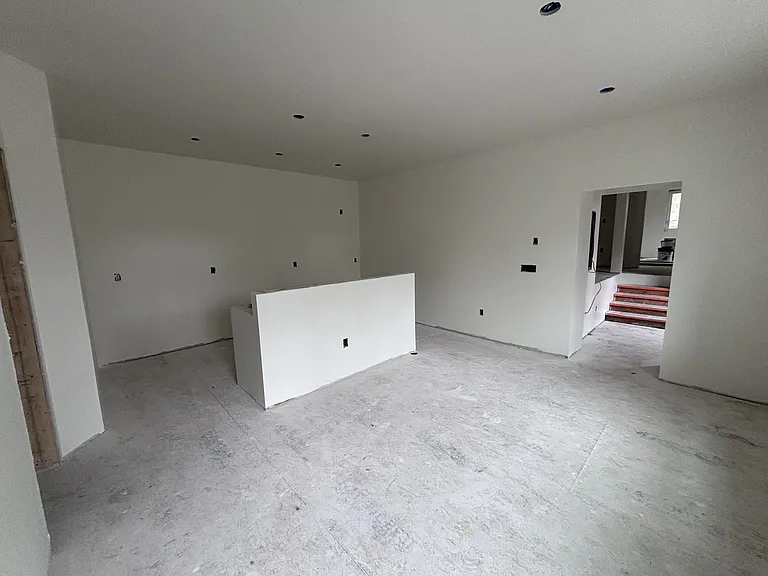 67 Lincoln St #4 — Photo 3