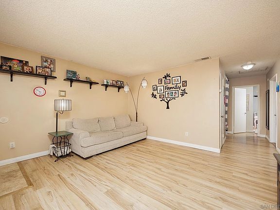 5th image of 632 A St Unit 18
