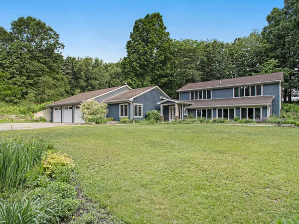 16460 Fifteen Mile Rd, Marshall, MI 49068