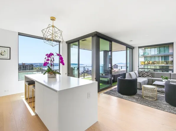 1171 Jervis St #1403, Vancouver, BC V6E 0C9