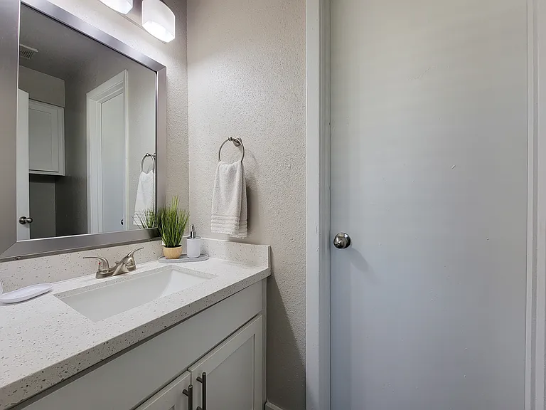 Arcata Townhomes — Photo 23