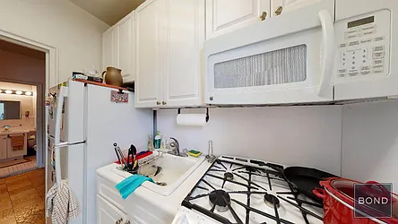 Rented by Bond New York