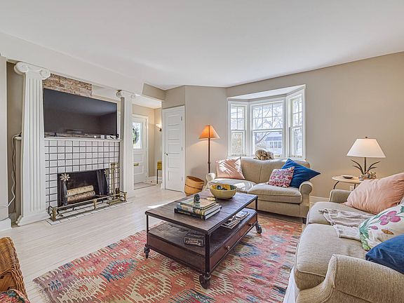 4th image of 61 Halsey St