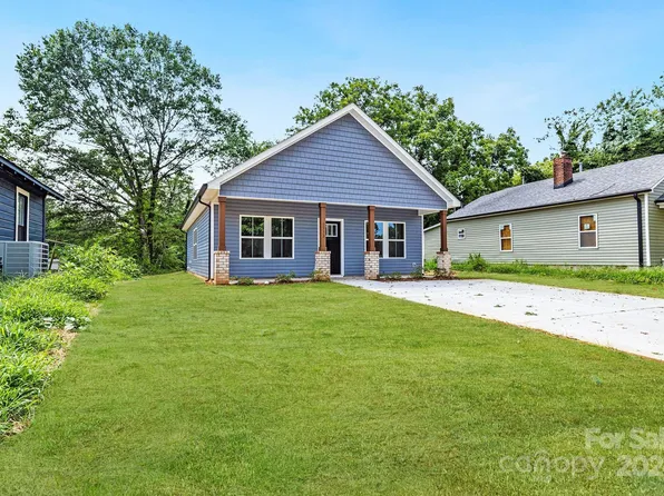 1332 Caldwell St, Statesville, NC 28677