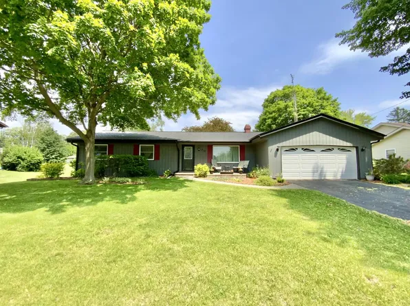 313 West Geneva STREET, Delavan, WI 53115