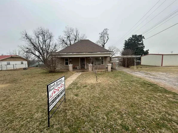 204 N Hampton Rd, Rush Springs, OK 73082