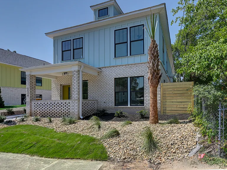 2466 Millwood Ave #A — Photo 18