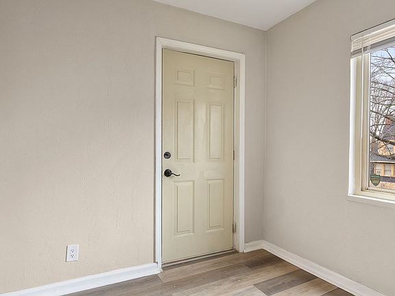 2nd image of 602 Rockford Ave #4
