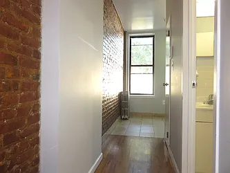 Rented by Rennit Inc.