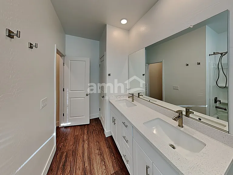 21481 S 231st St — Photo 16