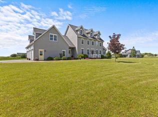 27 Webster Ln, Saint Albans, VT 05478